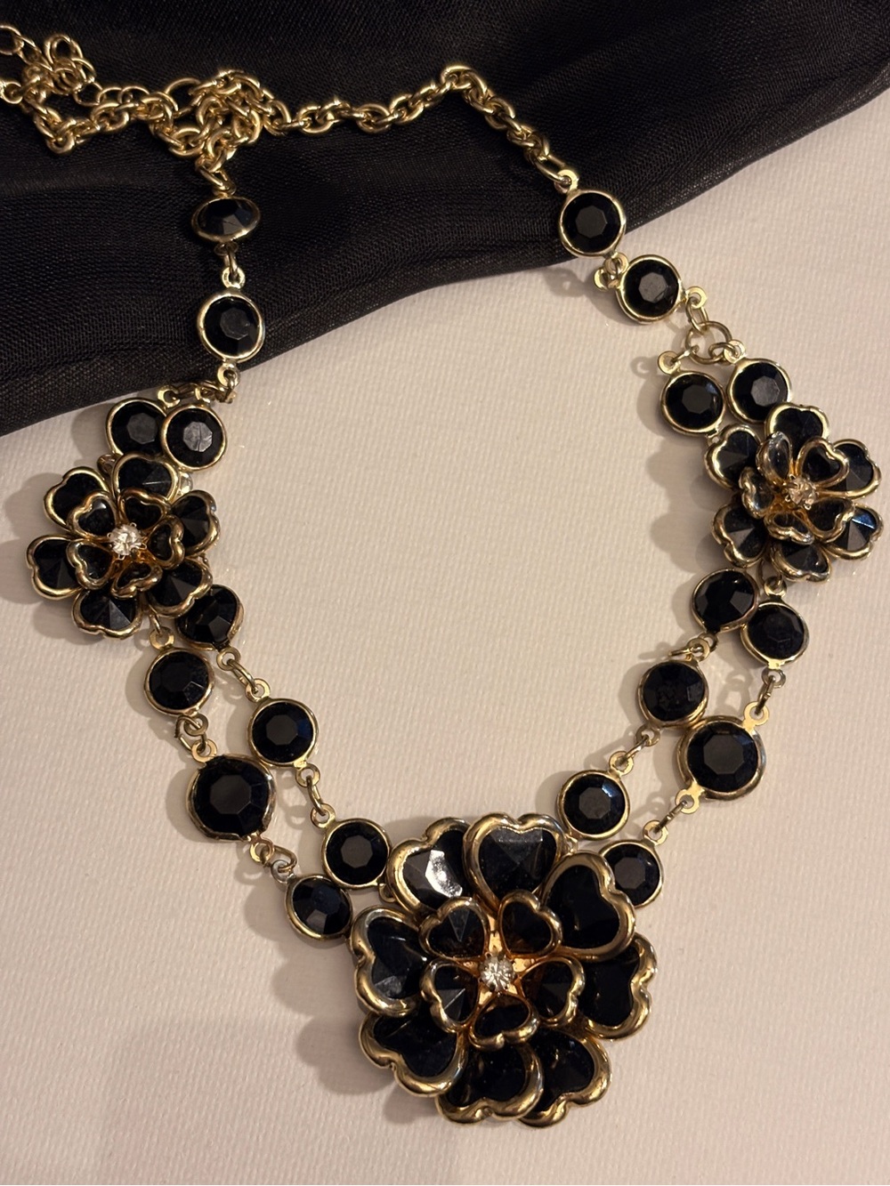 FLORAL STATEMENT NECKLACE Whimsygoth Gold Black Dark Cottagecore Goldtone Chain